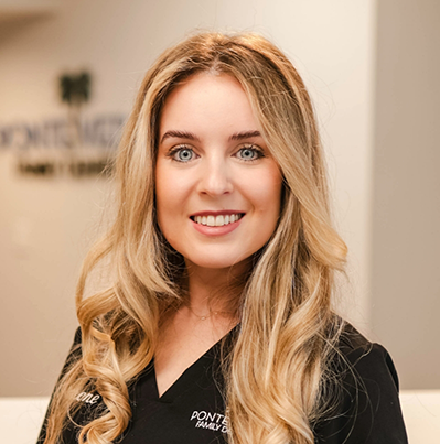 Dental Hygienist Simone